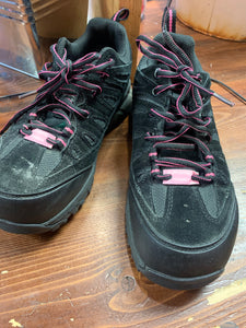 Women’s Steel Toe Work Shoes (Size 6)