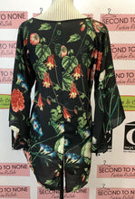 Load image into Gallery viewer, Floral Flare Top (Size L)
