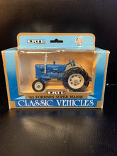 Load image into Gallery viewer, Collectable Tractor in Box
