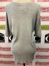 Load image into Gallery viewer, NWT Joe Fresh Grey Stretchy Top (Size XL)
