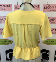 Load image into Gallery viewer, Monteau Yellow Ruffle Top (Size M)
