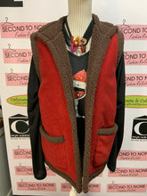 Load image into Gallery viewer, Contrasting Fleece Vest (Size L)
