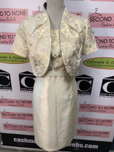 Load image into Gallery viewer, Vintage Ivory Gilani 2 Pc Dress (Size 10)
