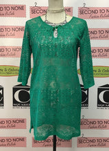 Load image into Gallery viewer, Green Lace Beach Cover (Size S/M)
