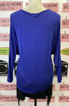 Load image into Gallery viewer, NWT Blue Batwing Top (Size S/M)
