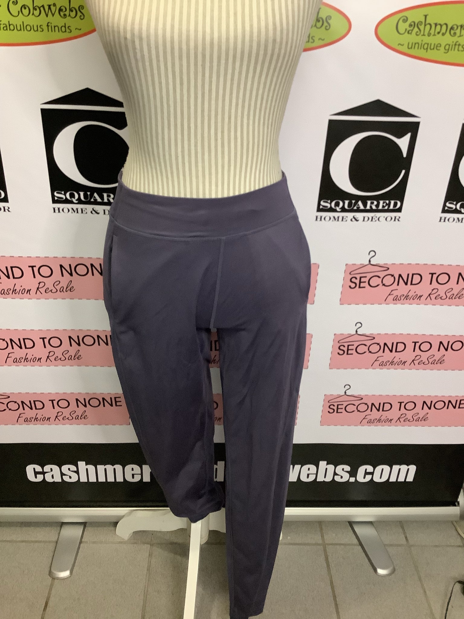 Athletic Pants By Lululemon Size: 6